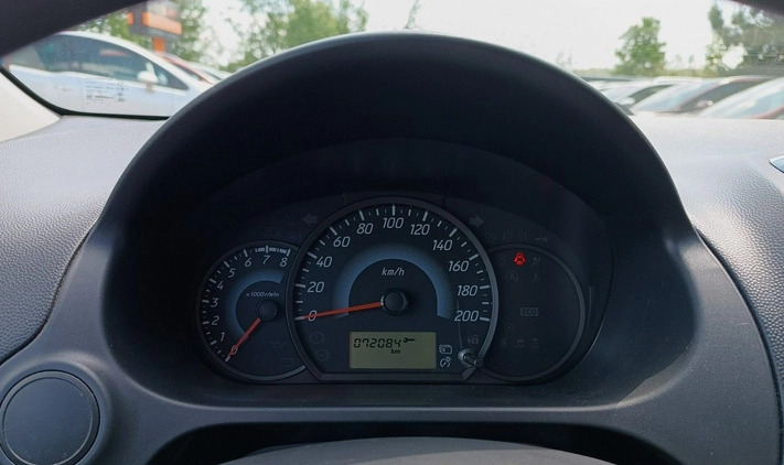 Mitsubishi Space Star cena 26900 przebieg: 74000, rok produkcji 2016 z Łobez małe 301